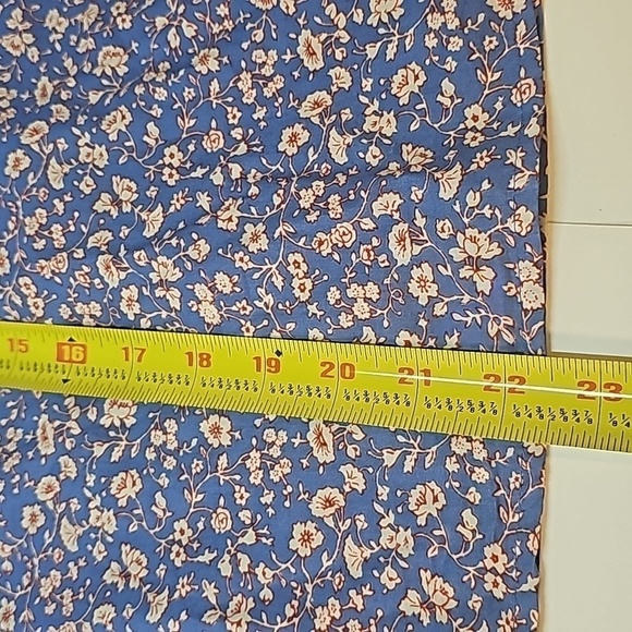 Madewell V-Neck Puff Sleeve Top Medium in Summer Vines blue lightweight flowy - Picture 4 of 10